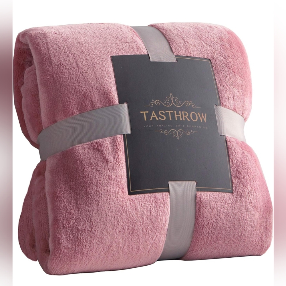 Soft Pink Throw Blanket